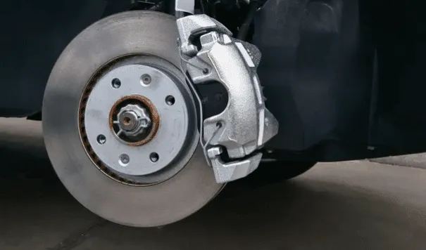 cosa fare se i freni fischiano